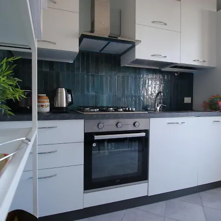 Il Mare In Piazza Albisola Superiore