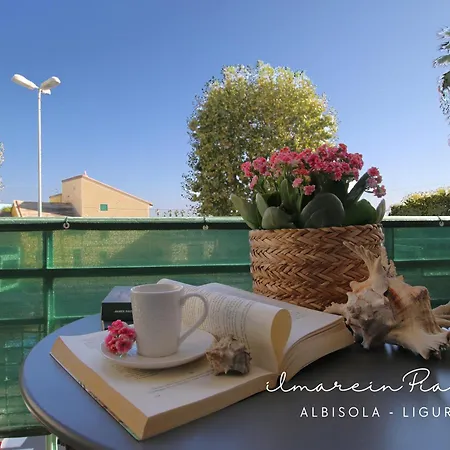 Il Mare In Piazza Daire Albisola Superiore